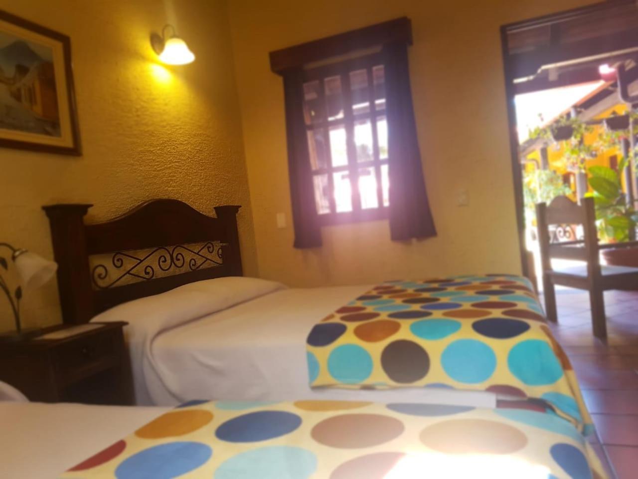 Hotel Palma De Mallorca 안티구아 과테말라 외부 사진