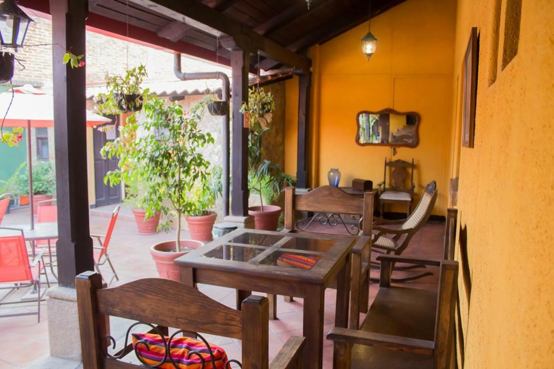 Hotel Palma De Mallorca 안티구아 과테말라 외부 사진