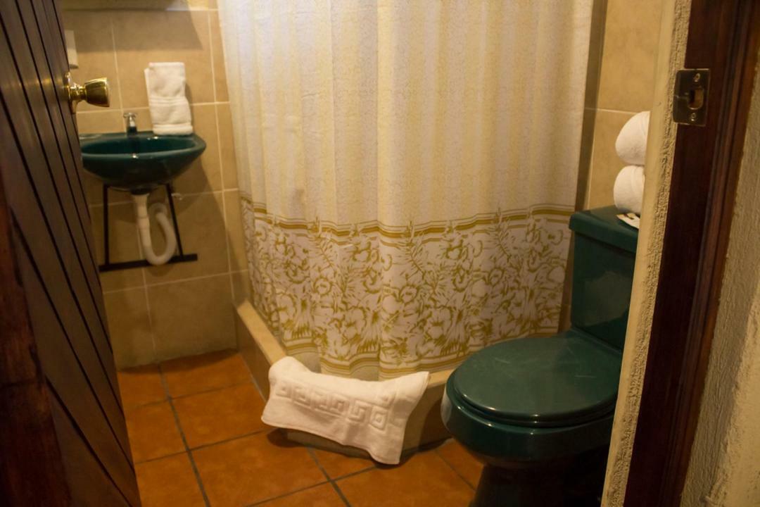 Hotel Palma De Mallorca 안티구아 과테말라 외부 사진