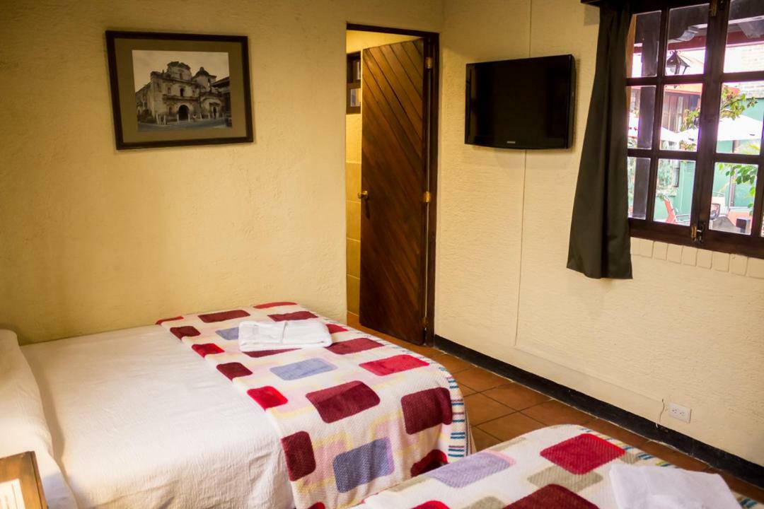 Hotel Palma De Mallorca 안티구아 과테말라 외부 사진