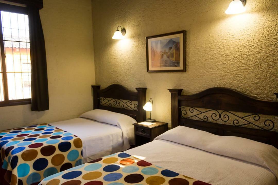 Hotel Palma De Mallorca 안티구아 과테말라 외부 사진
